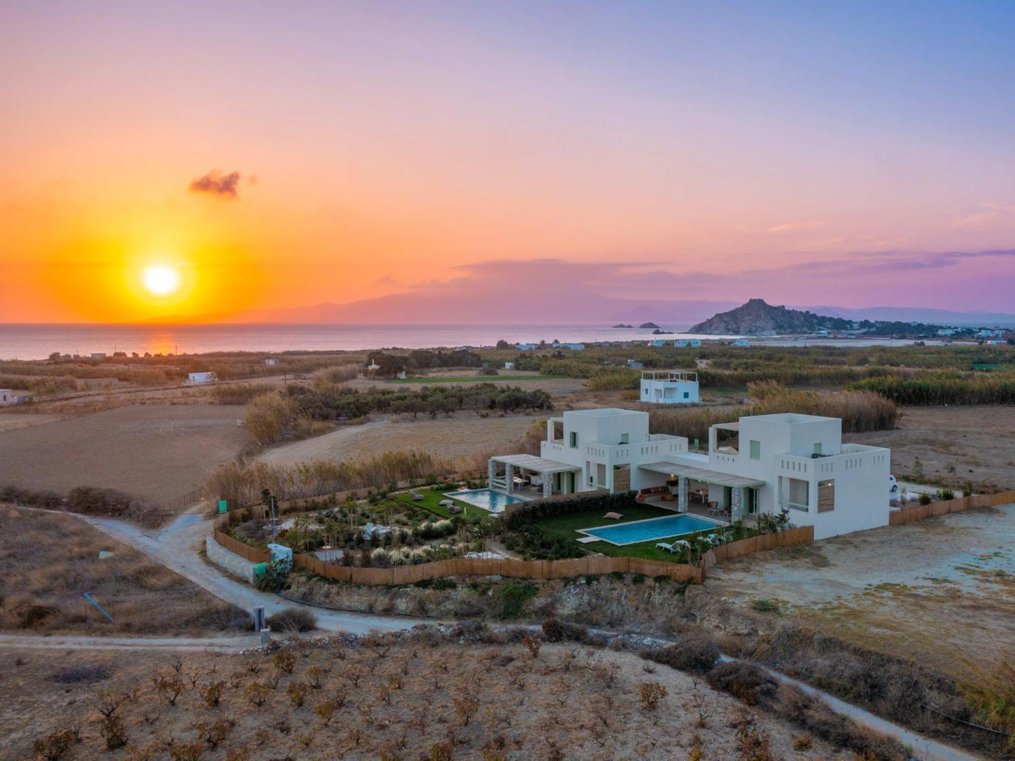 Plioni Villas & Suites Микри-Вигла Экстерьер фото