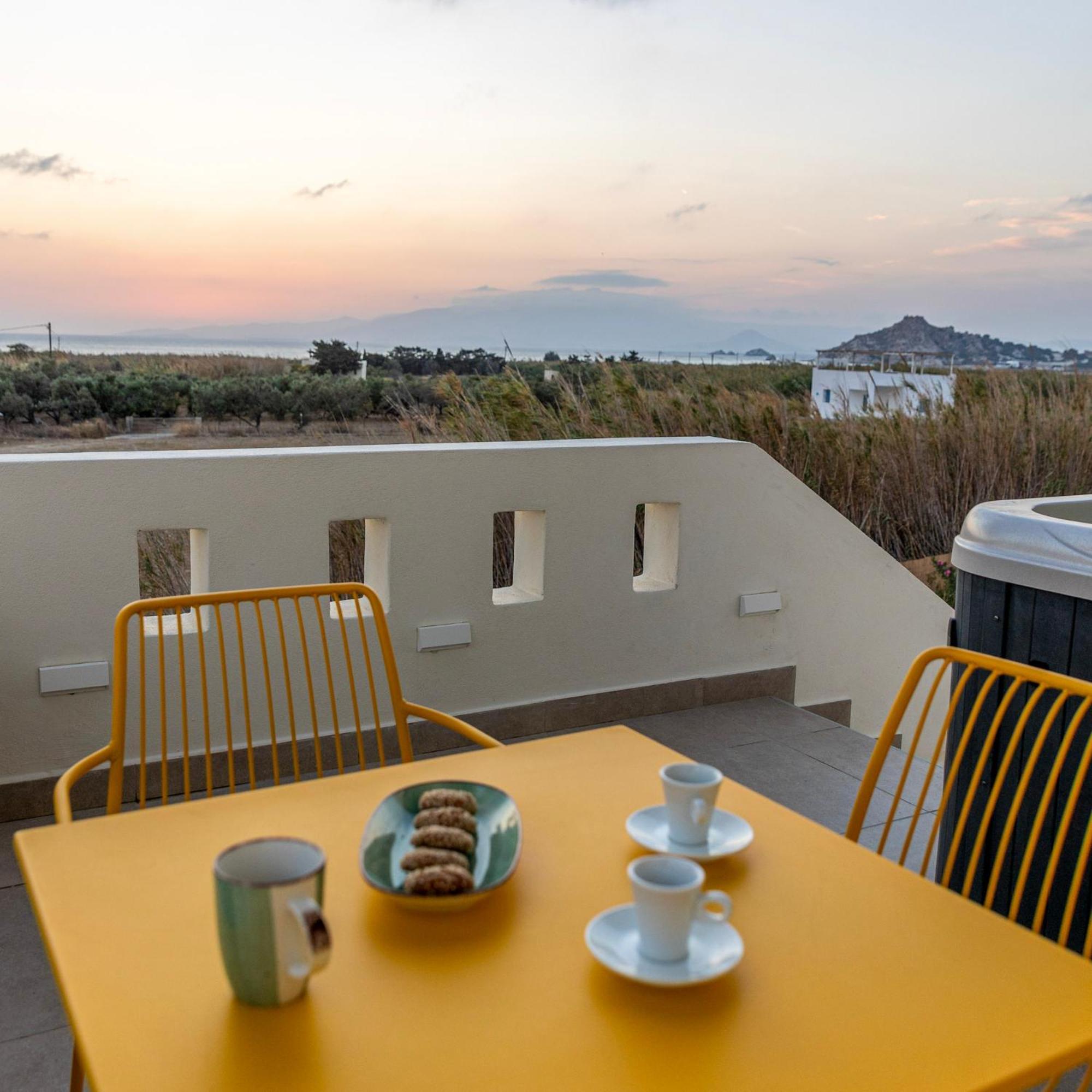 Plioni Villas & Suites Микри-Вигла Экстерьер фото